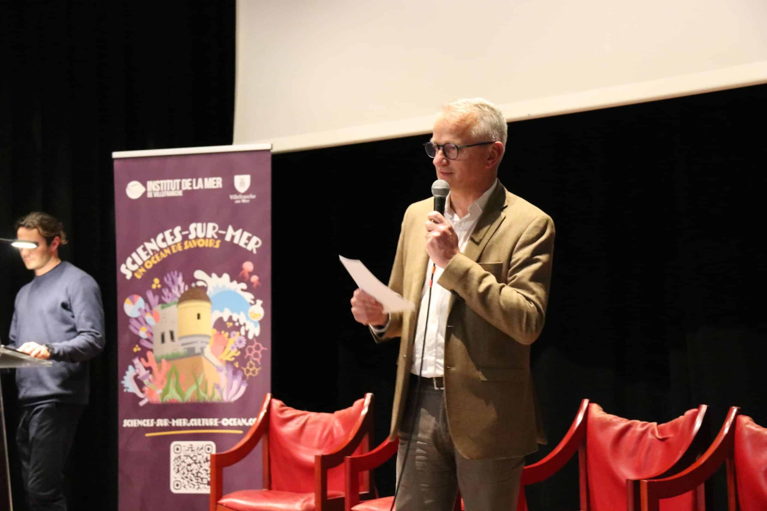 Xavier Prache, directeur des Explorations de Monaco discute des prolongements de la mission océan Indien à la Conference Science Sur Mer